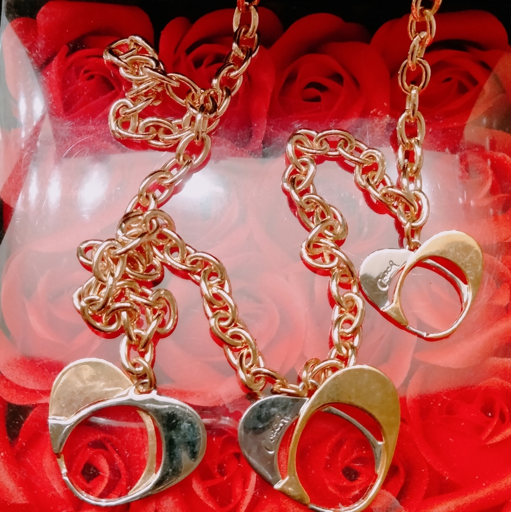 Coach 3 Hearted Chain